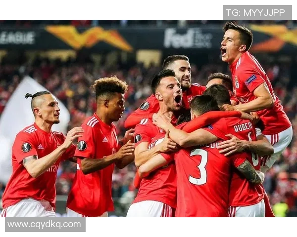 欧冠激战：本菲卡逆转阿森纳四比三乌龙球成比赛转折点分析