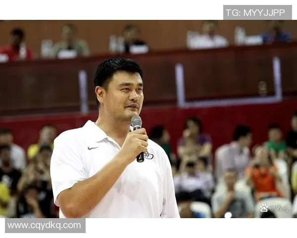 姚明篮球智慧分享：从场上到人生的深刻启示与思考