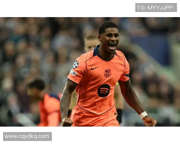 欧联杯精彩对决本菲卡逆转巴萨帽子戏法引发争议判罚热议