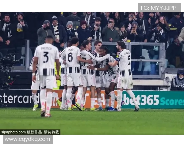 友谊赛尤文图斯逆转那不勒斯全场焦点瞬间引发热烈讨论