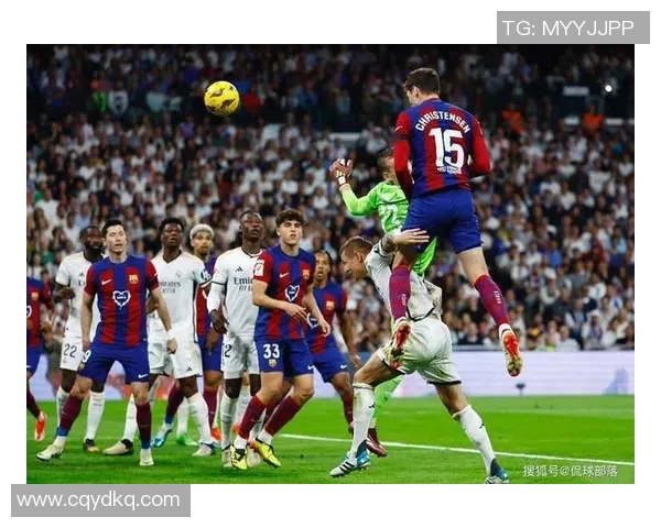中超精彩对决阿森纳逆转巴萨乌龙球成关键引发转会热议 中超精彩对决阿森纳逆转巴萨乌龙球成关键引发转会热议