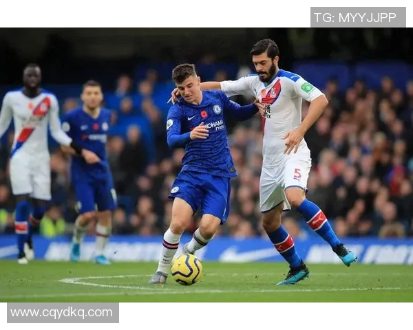 足总杯精彩对决巴黎圣日耳曼完胜曼联晋级之路引爆全场激情