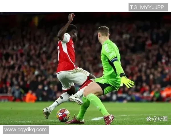 足总杯惊天逆转阿森纳6-2狂胜巴萨引发争议判罚热议